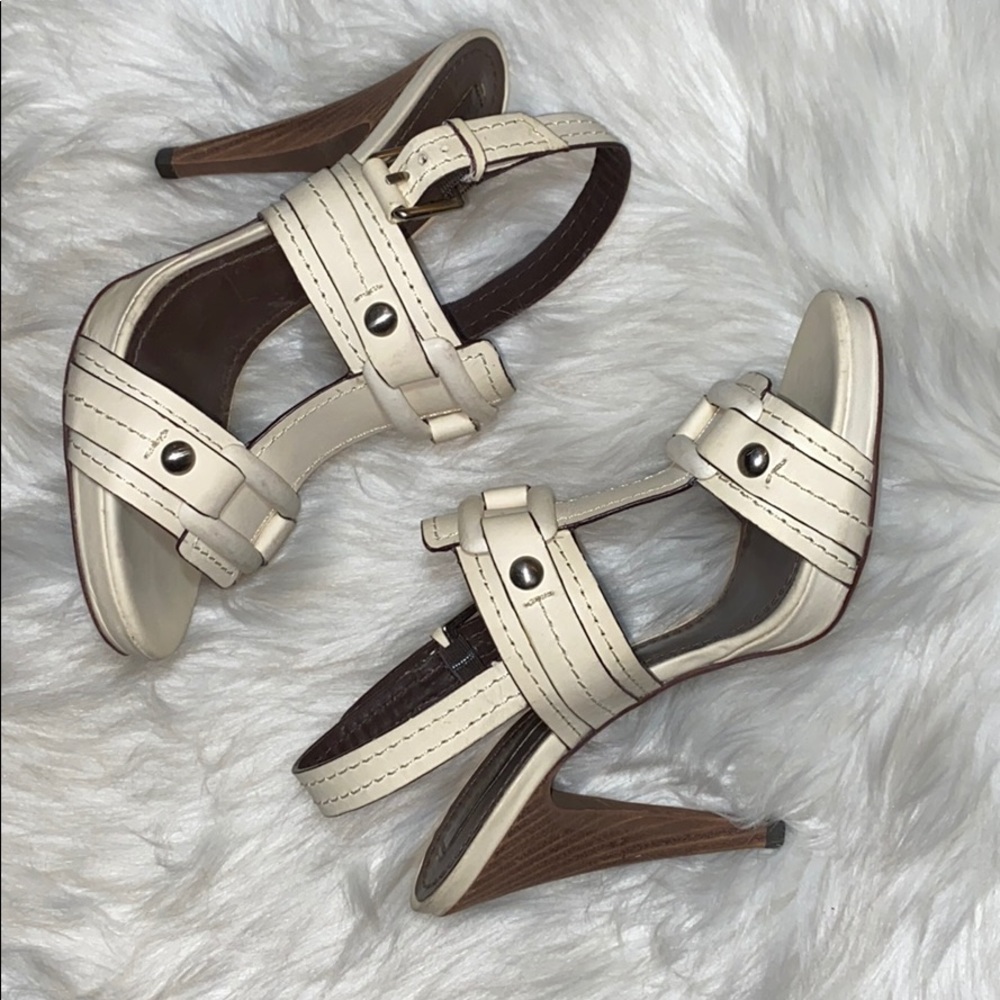 💛⭐️💛BCBG MAXAZRIA HEELS💛⭐️💛